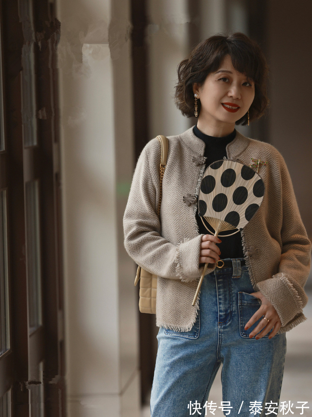 围巾 人到中年的冬日穿搭,就该这样子:美极了!