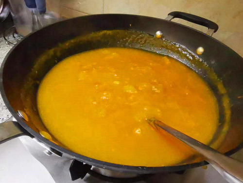 夏天，碰到此碱性水果别手软，一次性囤20斤，放冰箱冷藏，特省事