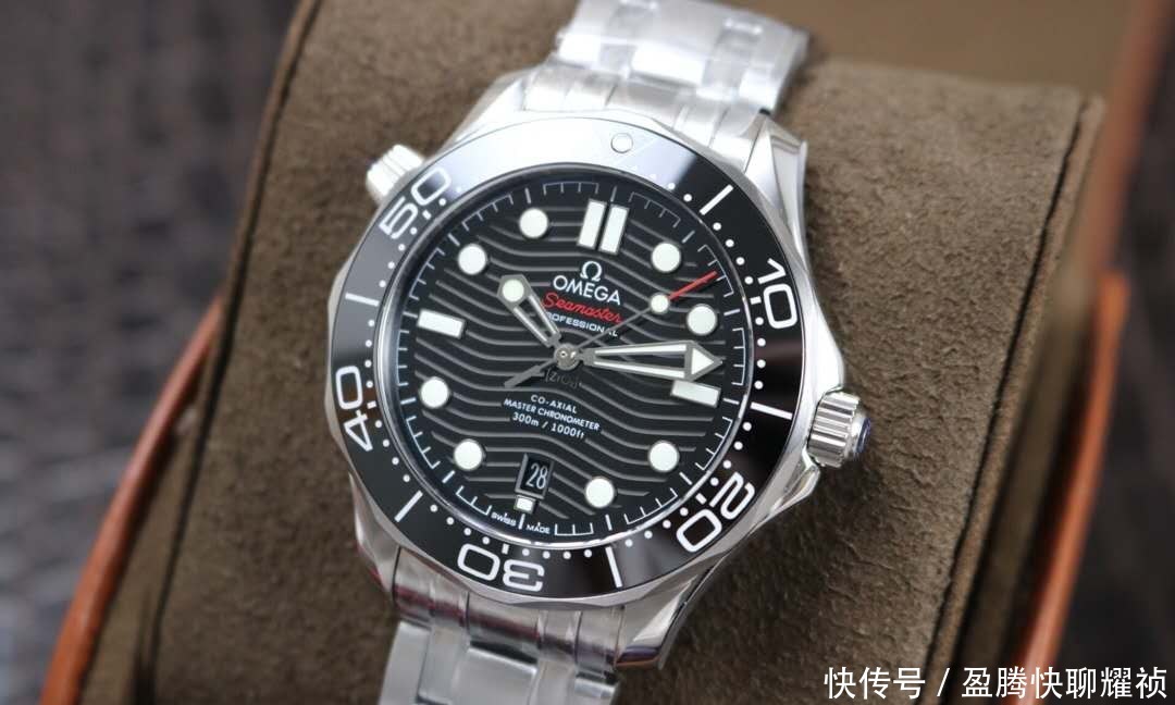 和劳力士同样档次,价格亲民很多,欧米茄海马300你喜欢吗