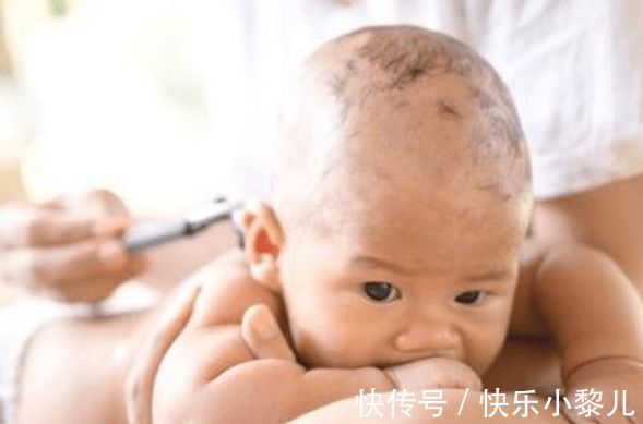 三个月|照顾三个月内的宝宝,要做好四个方面,助力宝宝成长,爸妈不受罪