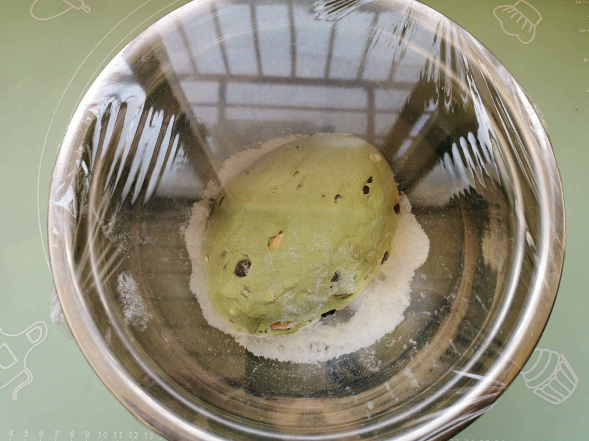 吃上瘾的全麦软欧包，低糖少油热量低，自己做真材实料比买的健康