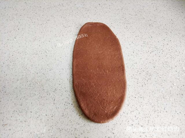 辫子面包容易断筋,自打用了这办法,每次做都成功而且拉丝效果好