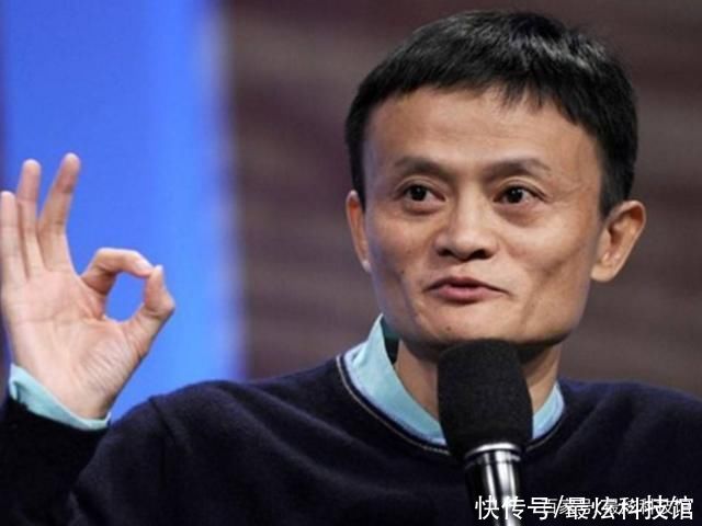 沙漠|马云“大话”实现，一张航拍图无数人“心飞扬”!望大家互相转告