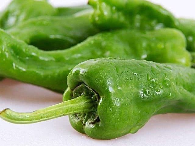 血管性头痛|让人倒下的不是病而是无知,吃青椒有2大禁忌,早知早健康!