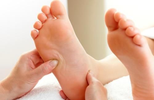 糖尿病|医生提醒:经常手脚发麻,警惕“5种”疾病找上门