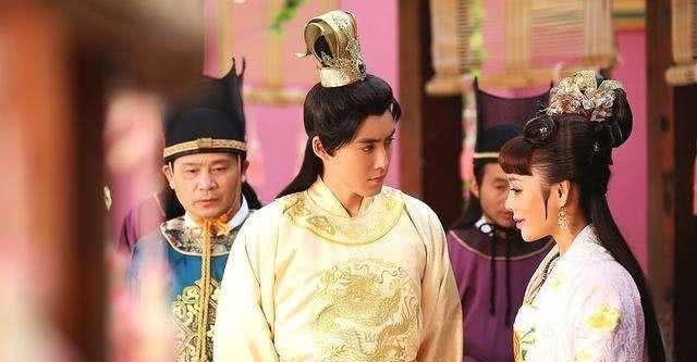 回答|朱元璋问朱允炆一个问题,朱允炆违心回答获得赞扬,最后害了自己