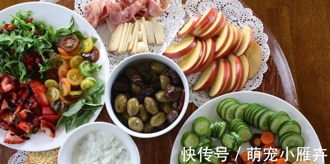 沙拉|宁愿大口吃肉，建议也要少吃这4类食物，全是长膘的“增肥剂”