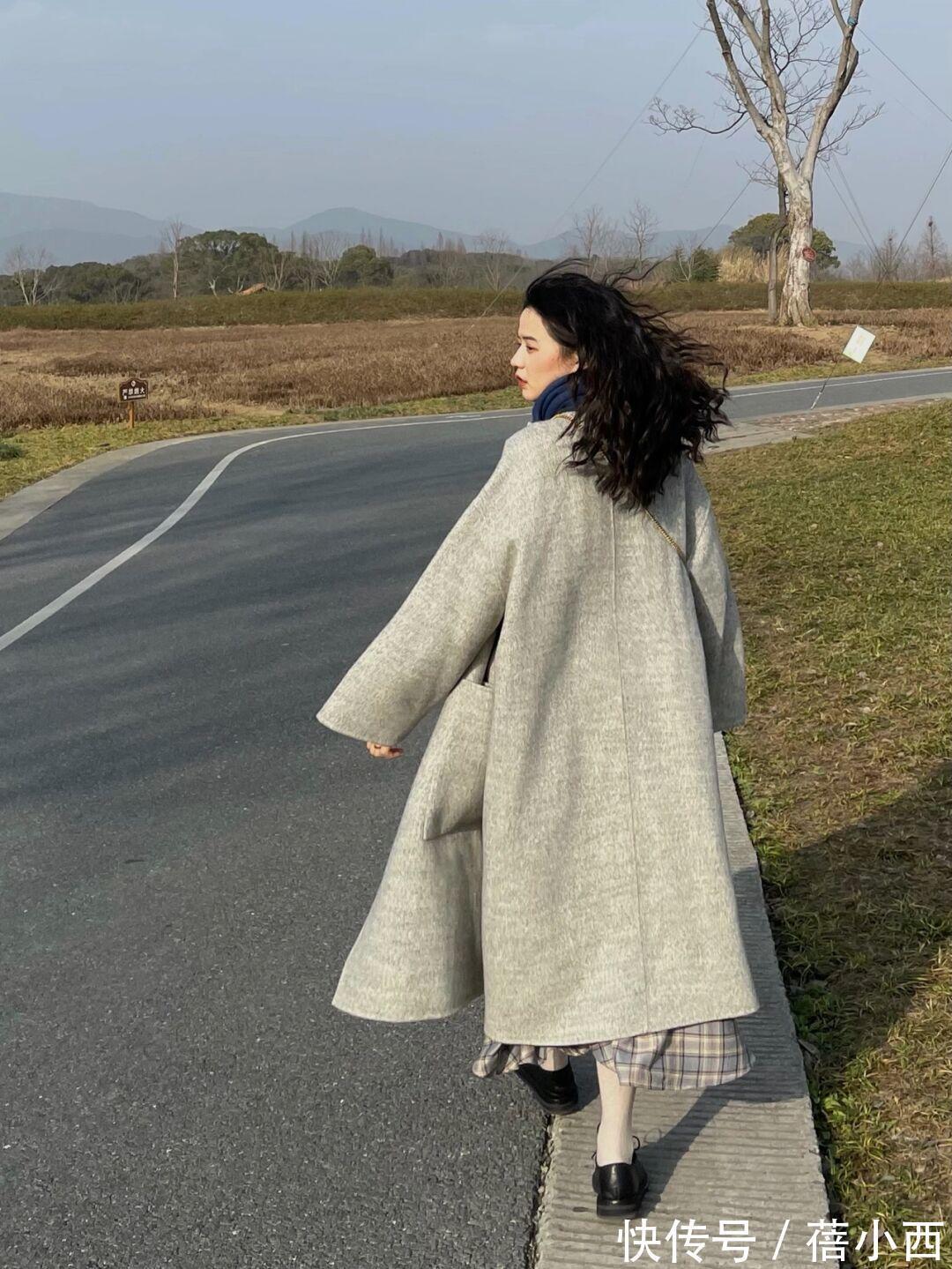 穿搭 冬季穿搭要时髦更要舒适,借鉴4套“韩里韩气”的大衣搭配,好美