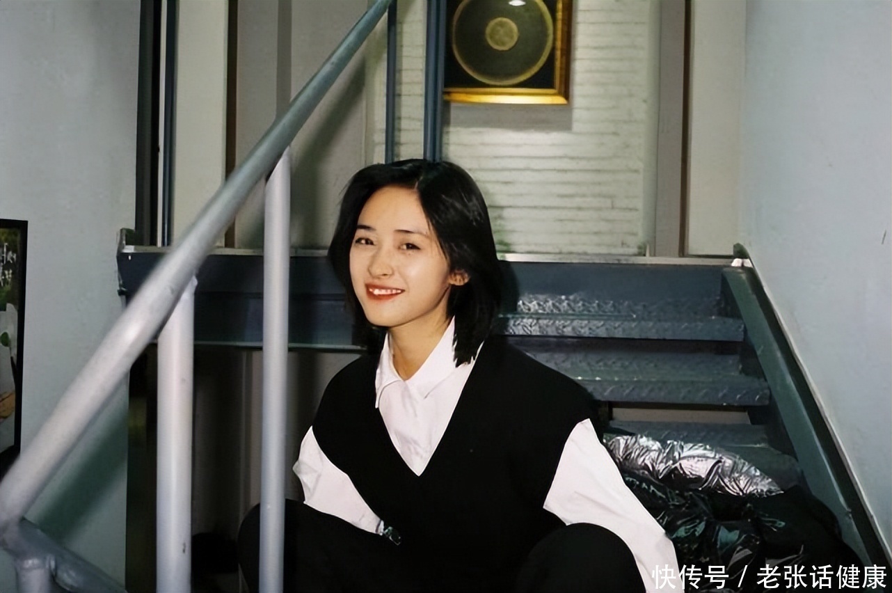 皮肤|长得好看的人,通常都会符合这5个标准,对照下,你占几个?