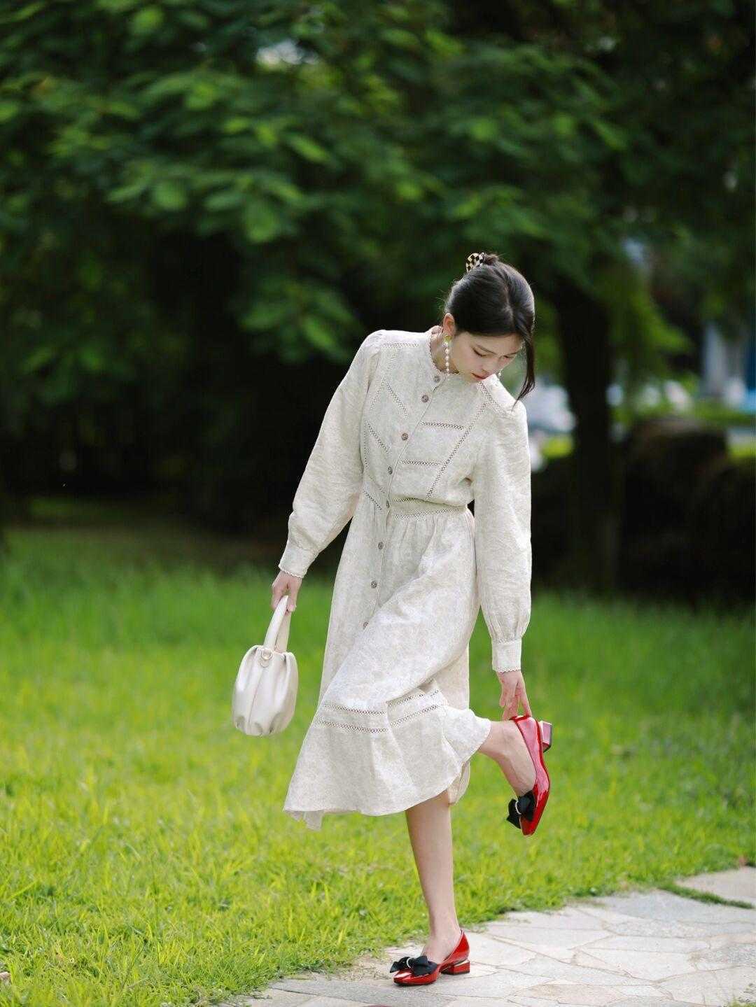 女生|都是基础款的衣服,看起来既高级又时尚,简直好搭配又惊艳