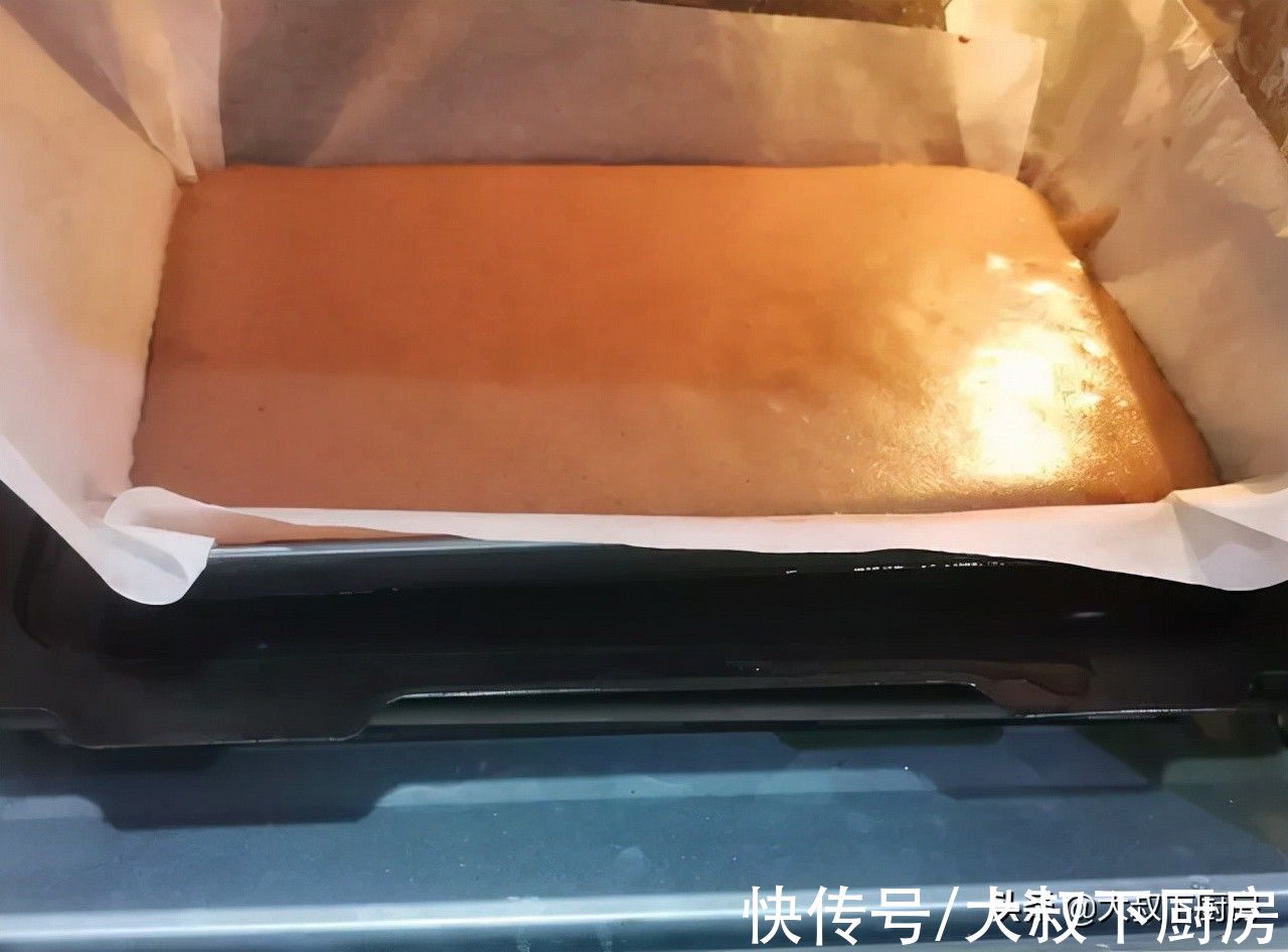 自己DIY！大叔教你巧克力海绵蛋糕，松软可口，简单易学，超好吃