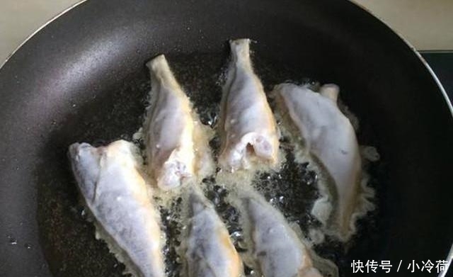  煎鱼|煎鱼时, 往油里加点这个, 不仅不粘锅, 煎出来的鱼会更入味!