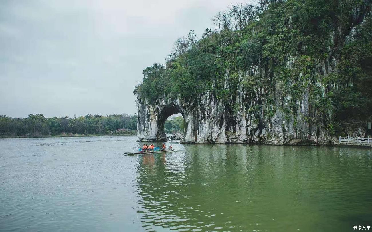 不看桂林山水也可以，只要在这座城市走几遍就足够了