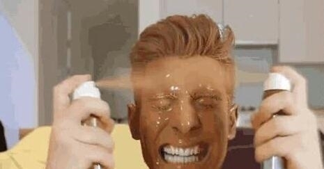 男子网上直播,在脸上涂满厚厚粉底,一小时后,送进医院抢救了