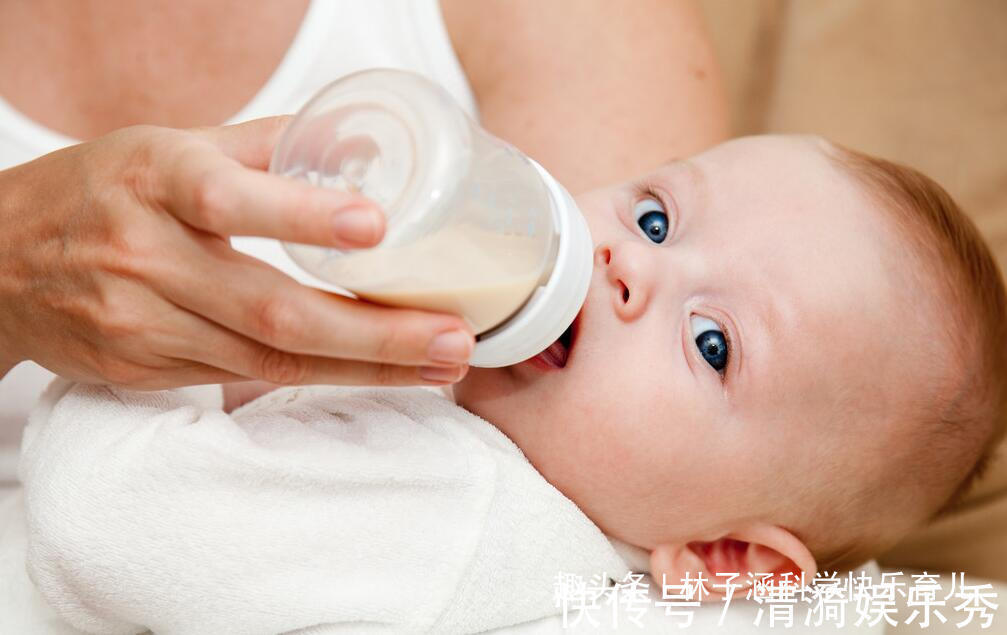 新生儿|新生儿出现这些生理现象时,7个是正常的,4个需要去就医