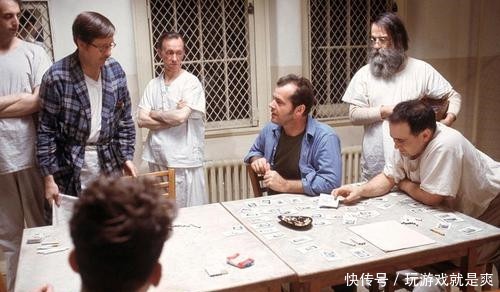 意外|8个正常人潜入精神病院,结局意外反转,无一人能证明自己是装疯