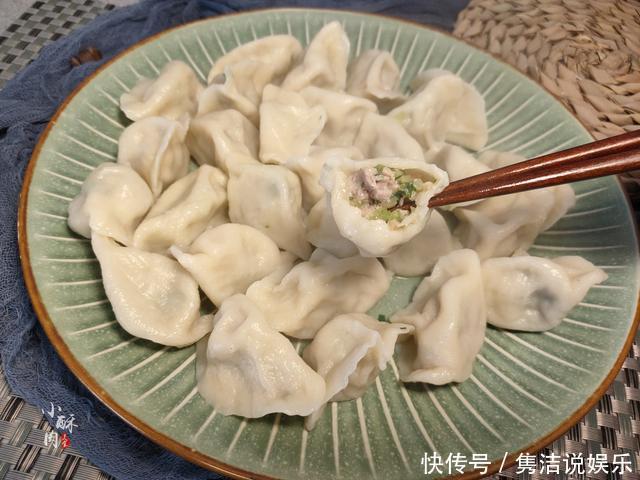  饺子想要好吃，调馅是关键，饺子店老板教你调馅技巧，鲜嫩多汁