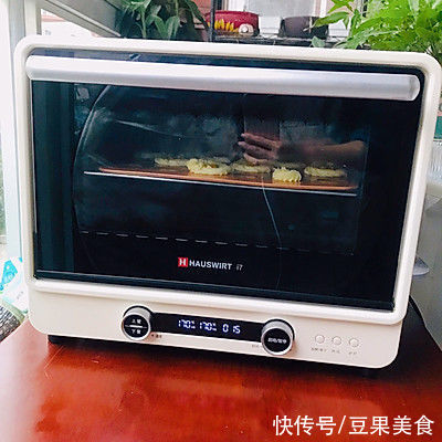 料足口感好,你一定喜欢的罗马盾牌饼干