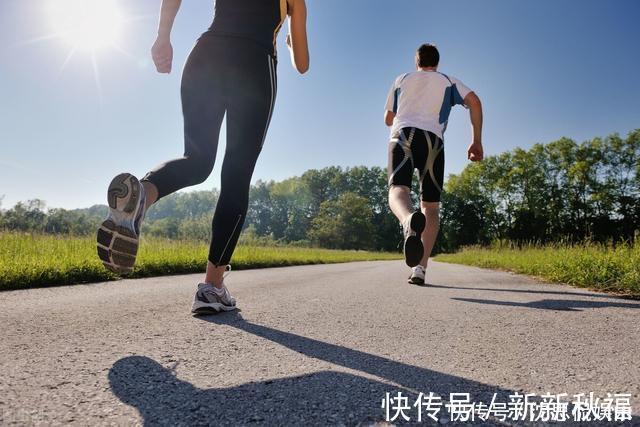 赘肉|腰腹部的赘肉多?3个方法坚持60天,让肚子恢复平坦