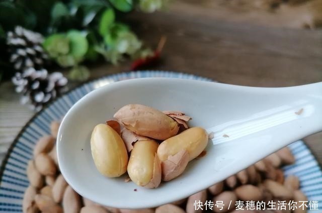 五香花生米|花生米别再油炸了,试试五香花生米,香酥可口不油腻,可当小零食!