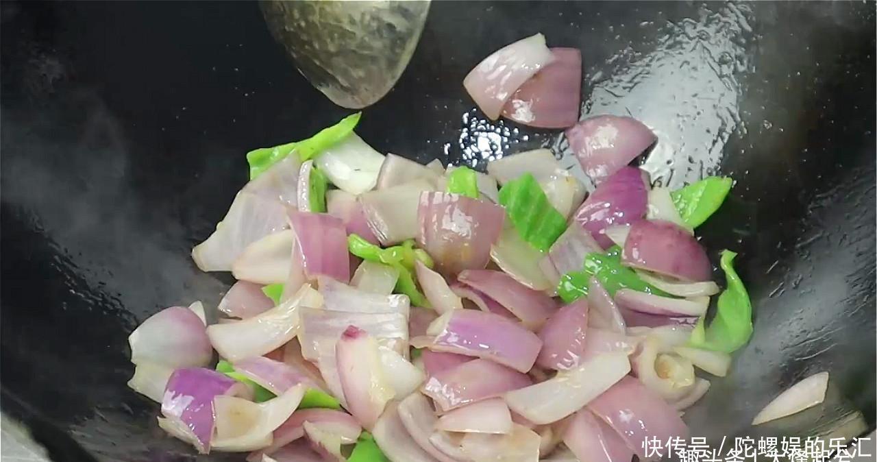 正确|洋葱炒蛋下锅顺序很重要,教你一个正确做法,鲜香开胃,营养美味