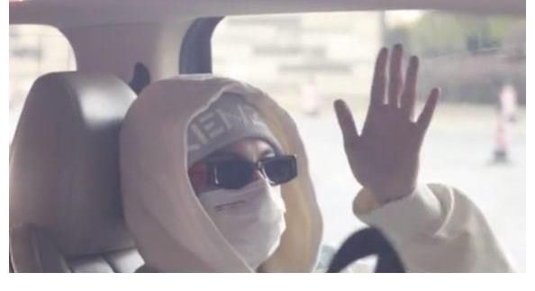 《快乐大本营》恢复录制,首期4位明星加入,现场饭拍图曝光