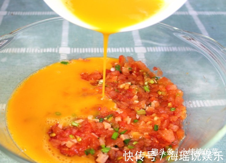 早餐别再出去买啦,只要5分钟,手不碰面就搞定,鲜香软嫩超好吃