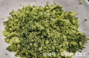 天气越来越热不想做菜，送您减肥餐，西蓝花炒饭，简单美味营养