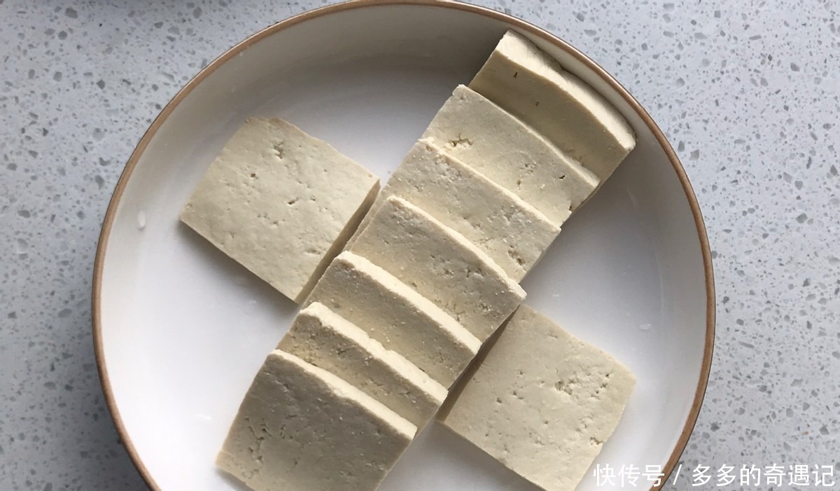豆制品|豆腐和鸡蛋完美结合,蒸一蒸,鲜香入味,爽滑好消化,太美味了!