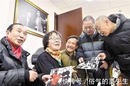 京剧!都说天津地界多戏霸,但也不全是看看京剧名家康万生为人友善亲和