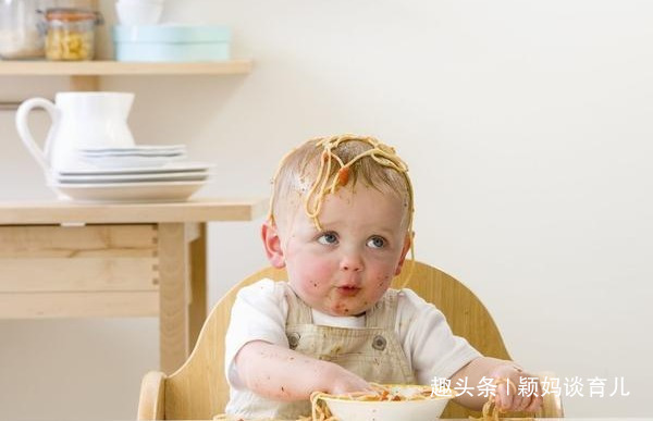孩子|6个错误的喂养方式，会危害孩子健康发育，父母要注意