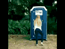 |搞笑GIF:有个这样的女友 肯定连五十都活不到