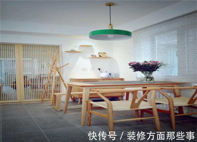 舒适|72平日式原木风二居室,电视墙看起来也很简洁大气