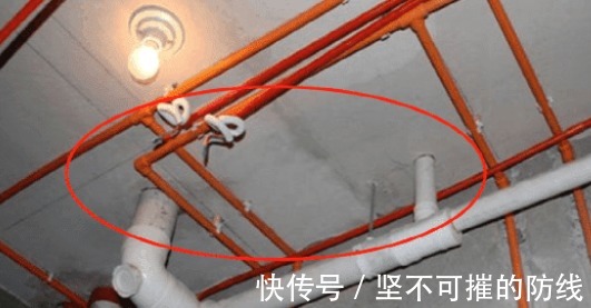 电线|在安装电路的时候会把电线埋到地板上！