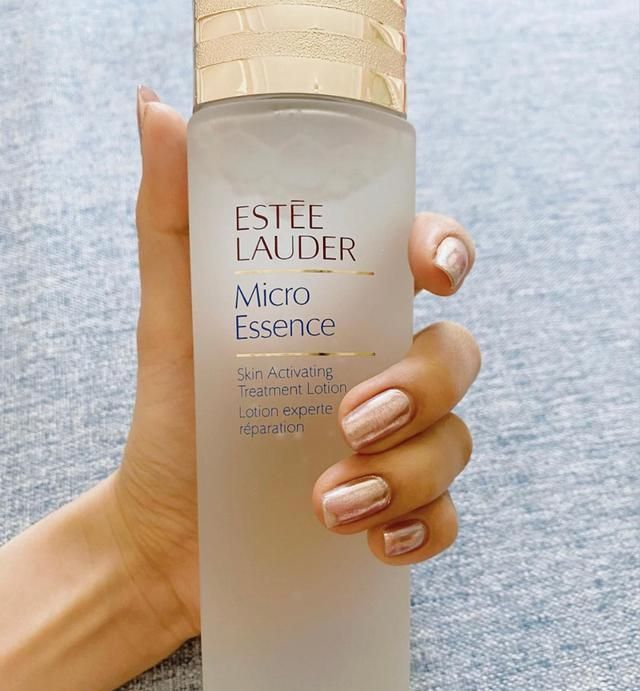 四种“鬼打墙”的化妆水:极光水比粉水好,原生液嫩肤很明显!