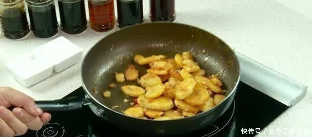 几块钱一斤的土豆这样做,吃出高级感,餐馆里的大厨都舍不得教