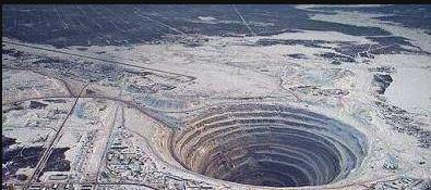 停下|冷战时期，苏联准备挖穿地球，但挖到12262米时为何又停下了