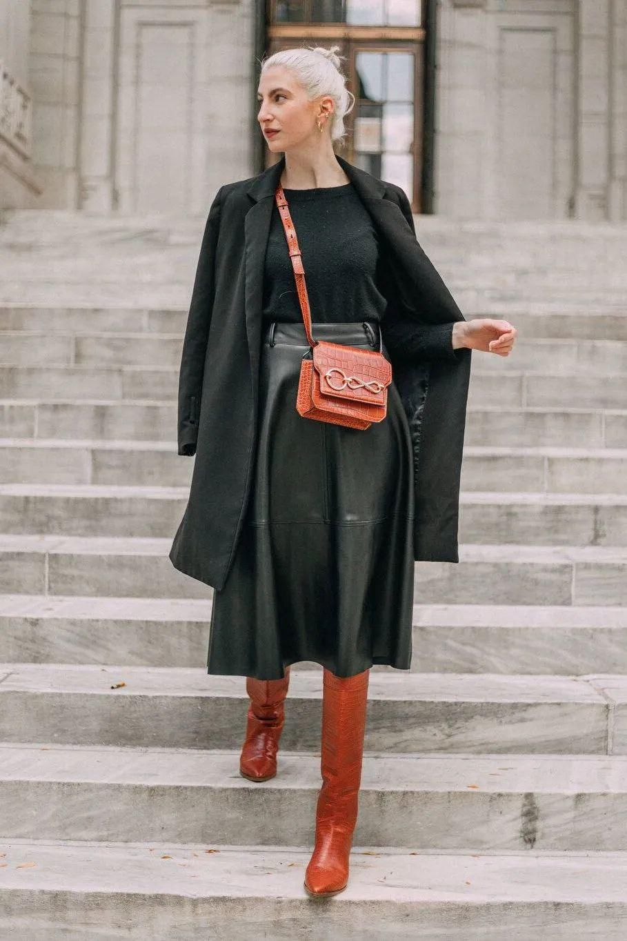  流行|“马丁靴”失宠了？“大衣＋这双鞋”正流行，时髦又显高！