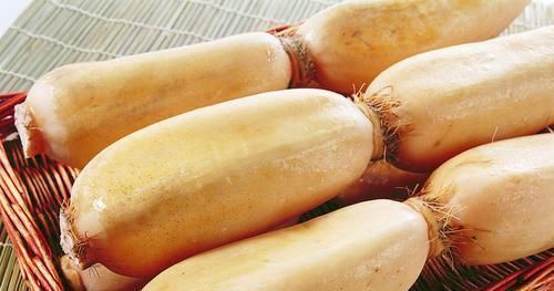 碱性食物|人到中年要想着保养血管！常吃此物降低胆固醇含量，防止动脉硬化