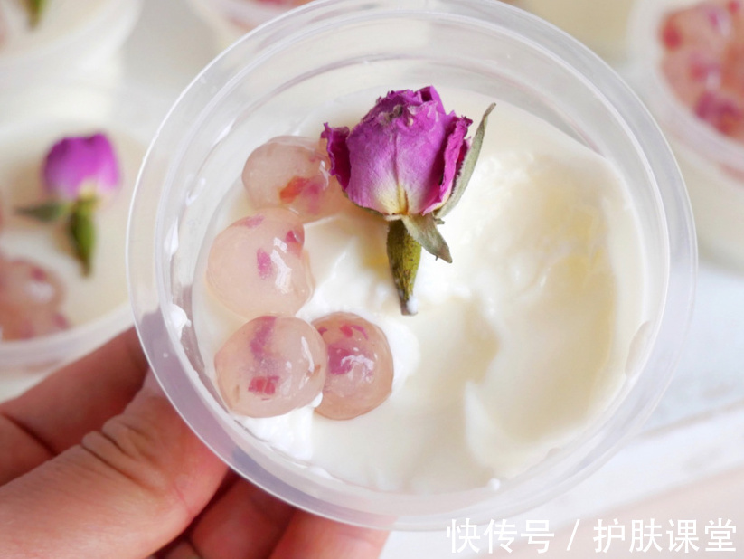 玫瑰|七夕了,礼物预算500,如何让女朋友得到上千块的体验?