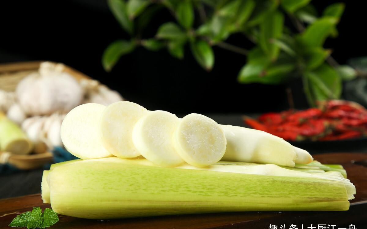 这4种蔬菜含寄生虫最多,没营养价格还贵,很多人却偏偏爱吃