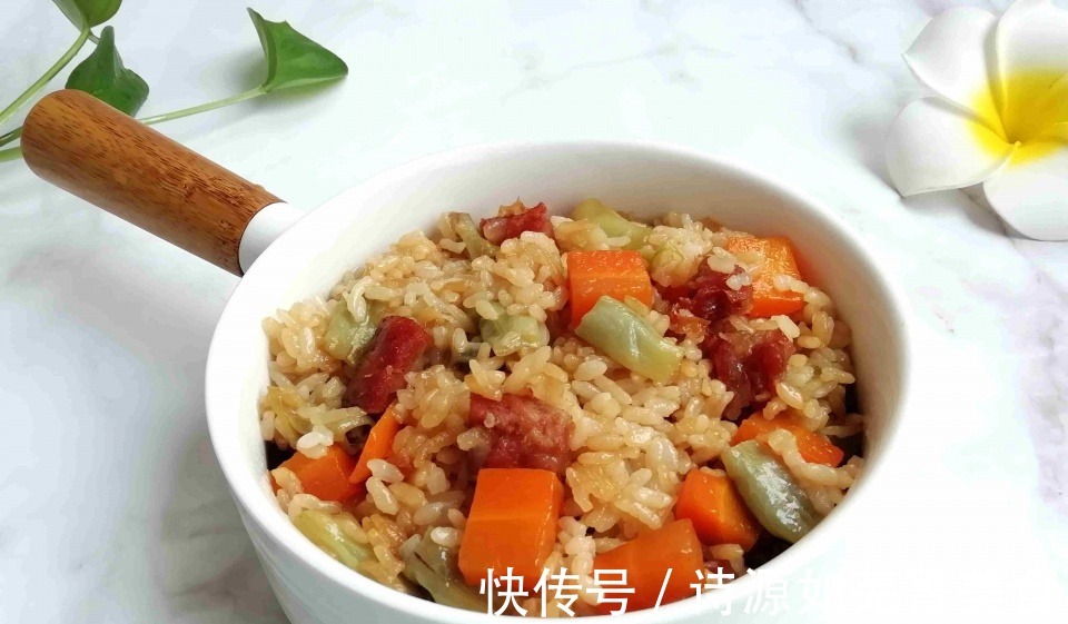 豆角|我家懒人晚餐走红，饭和菜一锅出，食材丰富又营养，一顿不到10元！
