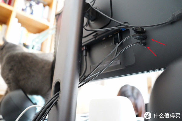 线缆|桌面整理大作战！低成本改造书桌，这些收纳好物你值得拥有！