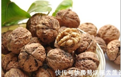 胡桃科|女人早上空腹吃以下3顆核桃，半月后，3大好處顯而易見。
