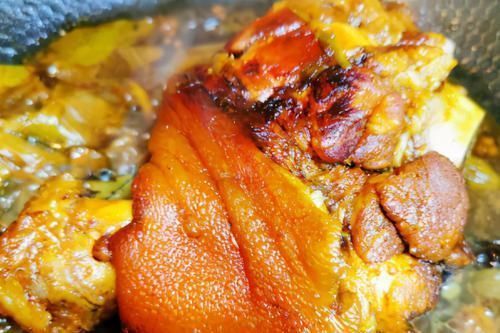 香料|红烧肘子家常版,不用油炸,40分钟皮酥肉烂,元旦宴客有面子