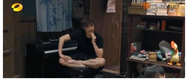 张艺兴|《向往5》收官特辑上线，张子枫音乐天赋尽显，黄磊给张艺兴捣乱