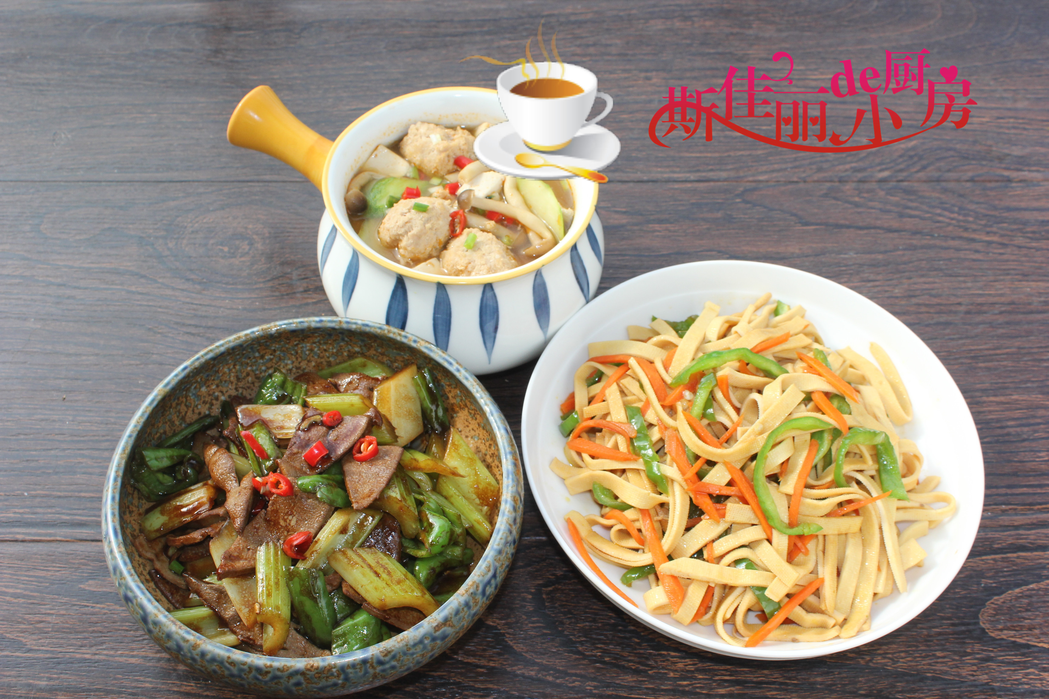 母子俩家常午餐，一周伙食费不足200元，花钱不多孩子吃得香