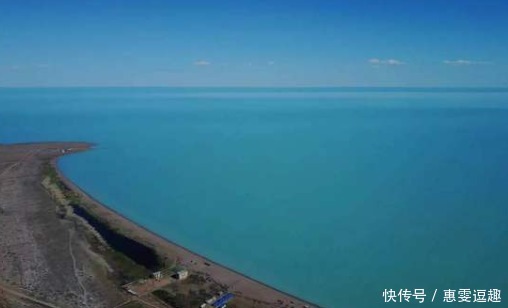 一国,从中国拿走四座湖泊,其中一座面积达一万八平方千米