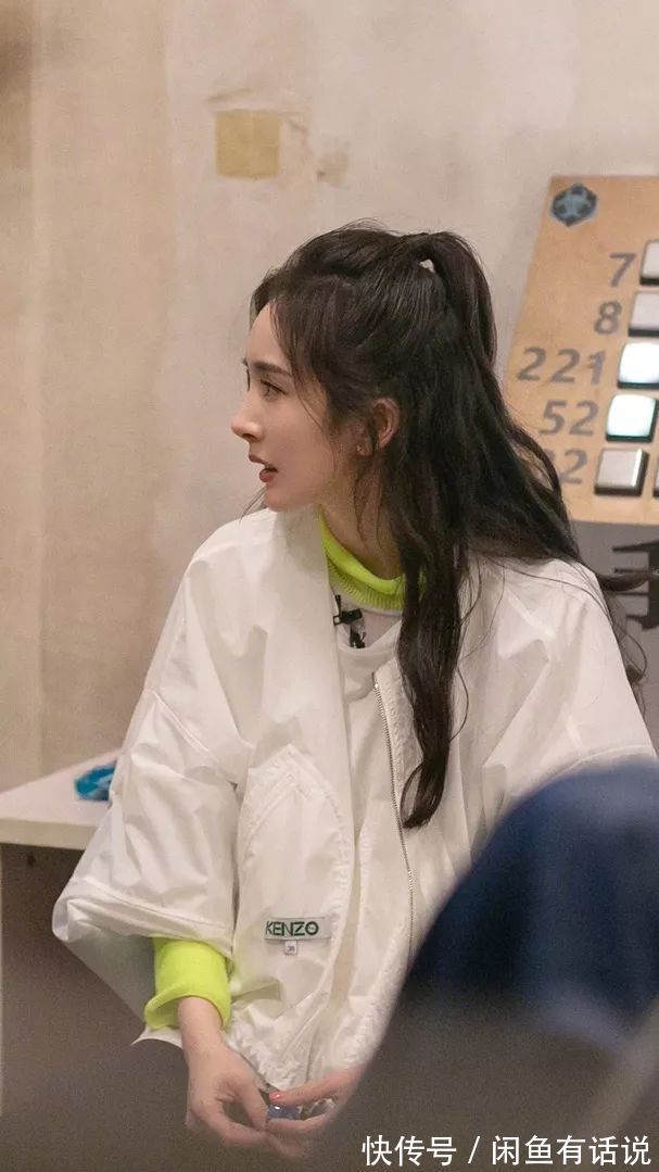 下巴 你的头发适合“扎着”还是“披着”,其实在于细节,颜值不是关键