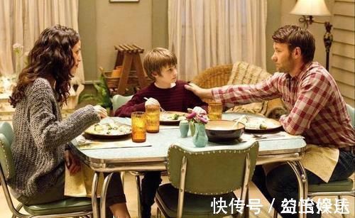 牙刷|建议姐妹:不管有钱没钱,家里这4样要勤更换,别为节俭影响健康